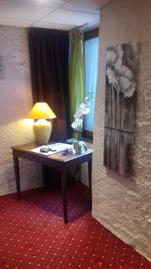 Hotel Des Marquisats Annecy Exterior photo